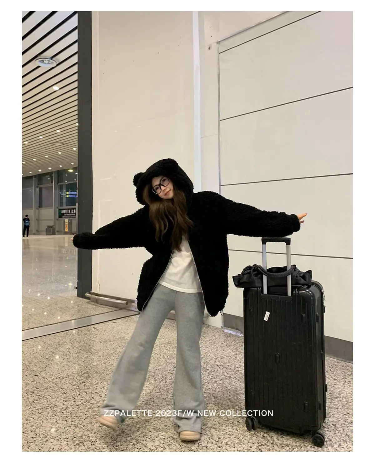 

Black Imitation Lamb Wool Hooded Coat for Women Autumn and Winter New Small Thickened White Fur One-piece Coat Bear Ears Cute