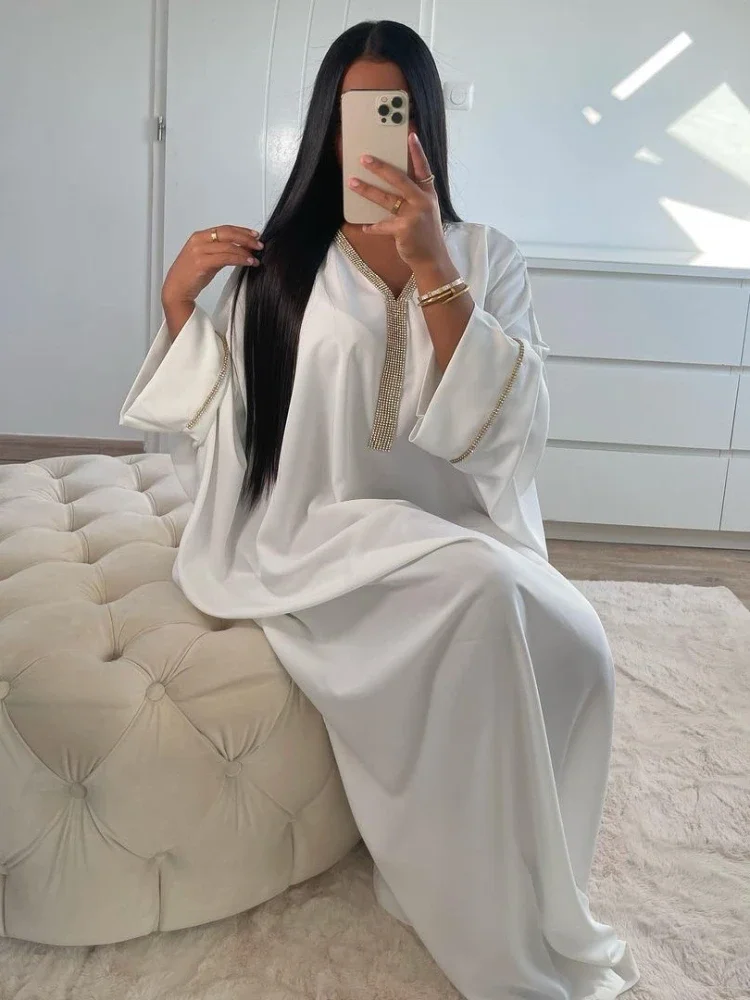 Muslim Long Dress Bat Sleeve Caftan Abaya Satin Robe Diamond Party Ramadan V Neck Kaftan Jalabiya