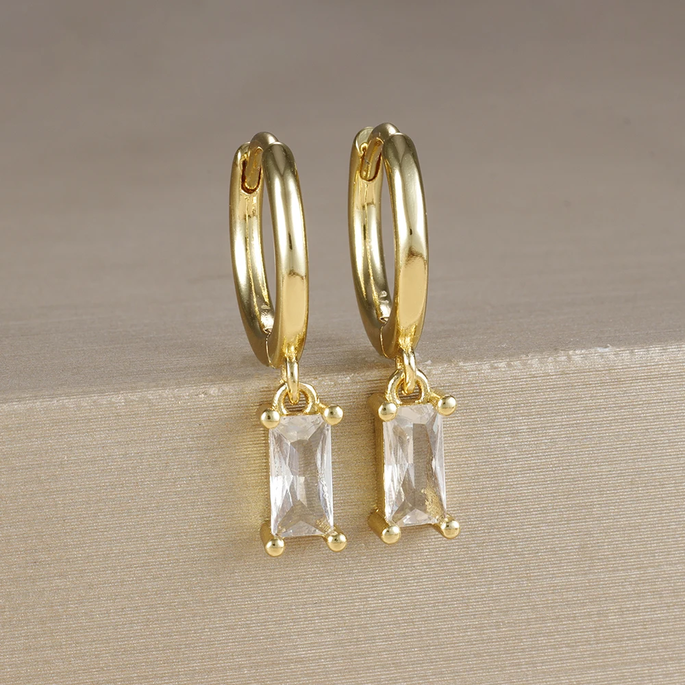 Apr-White-2PCS