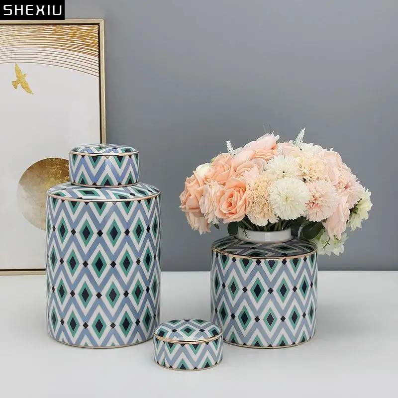 

Creative Rhombus Pattern Porcelain Storage Jar with Lids Ceramic Jars Cylinder Tea Caddy Candy Pots Floral Vases Desk Decoration