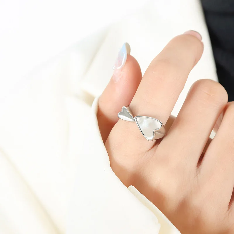 

Heart White shellfish Titanium Steel Gold Plated Trendy Rings For Women Adjustable Wedding Luxury Designer Jewelry Accessories