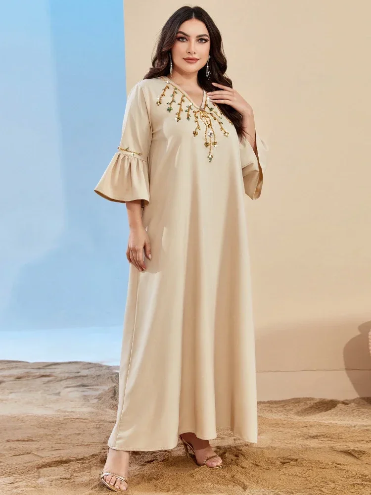 جلابية لورين البيج المطرزة