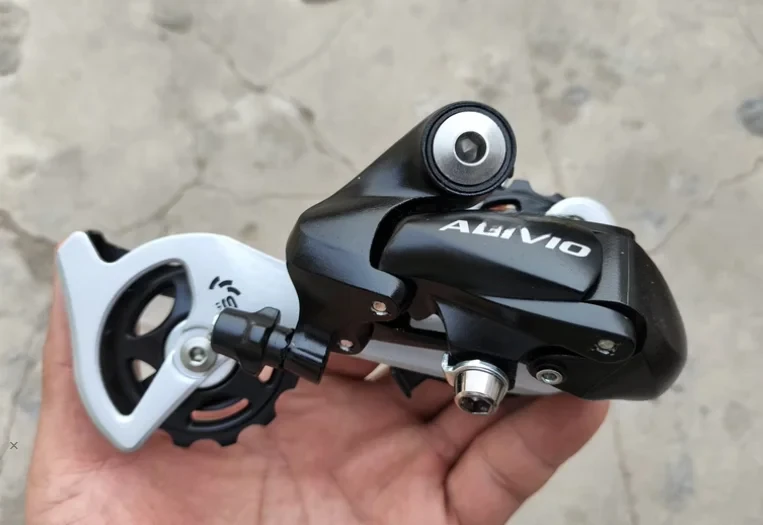 Dérailleur arrière Shimano Alivio RD-MC20 8 vitesses neuf - Équipements vélos