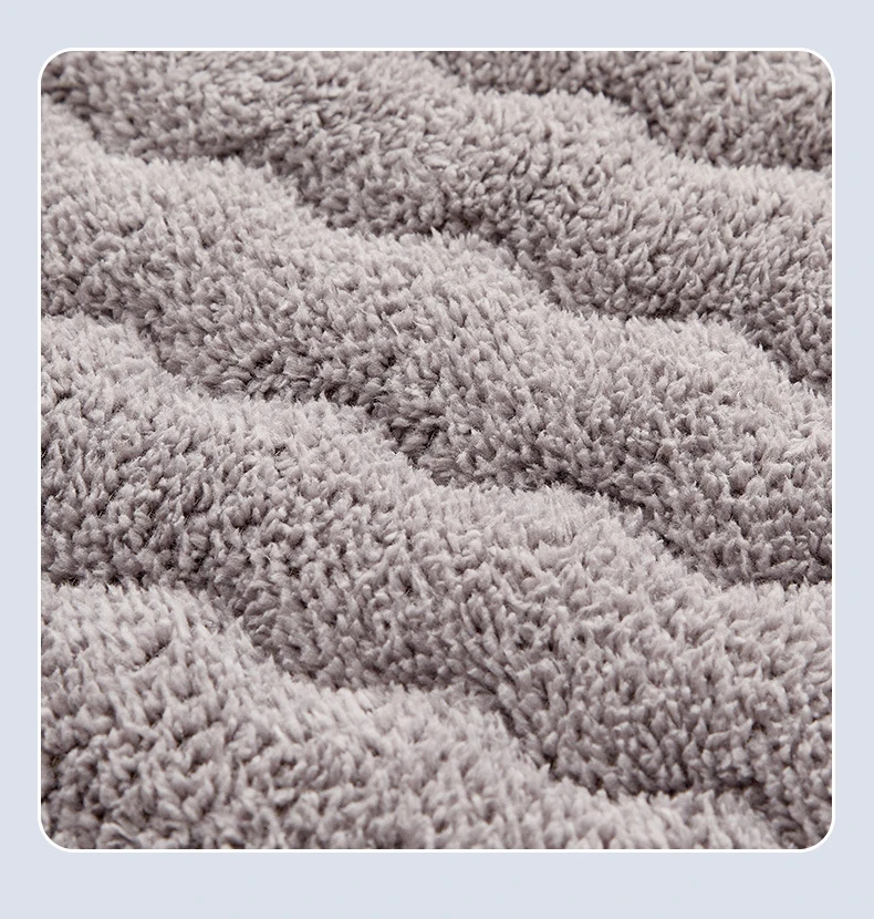 Description Picture 6 of itemLamb Fleece Memory Cotton Double Household Mattress Anti-pressure Non-deformation Thick Sleeping Pad Warm Bed Mattress in Winter