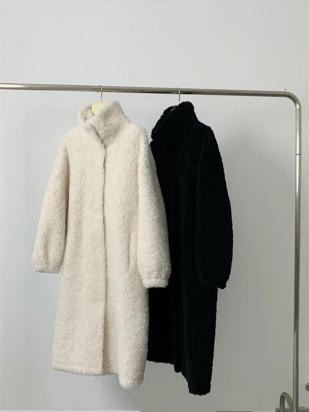 

Coco style standing collar medium length fur integrated coat for women's sheep, cut velvet fur coat, grain lamb wool W51