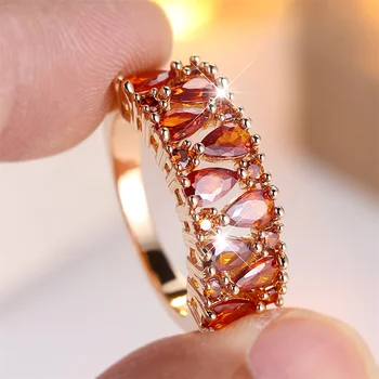 Pear Cut Stone Water Drop Red Zircon Rings For Women Vintage Gold Color Engagement Ring Wedding Jewelry Bridal Birthday Gifts