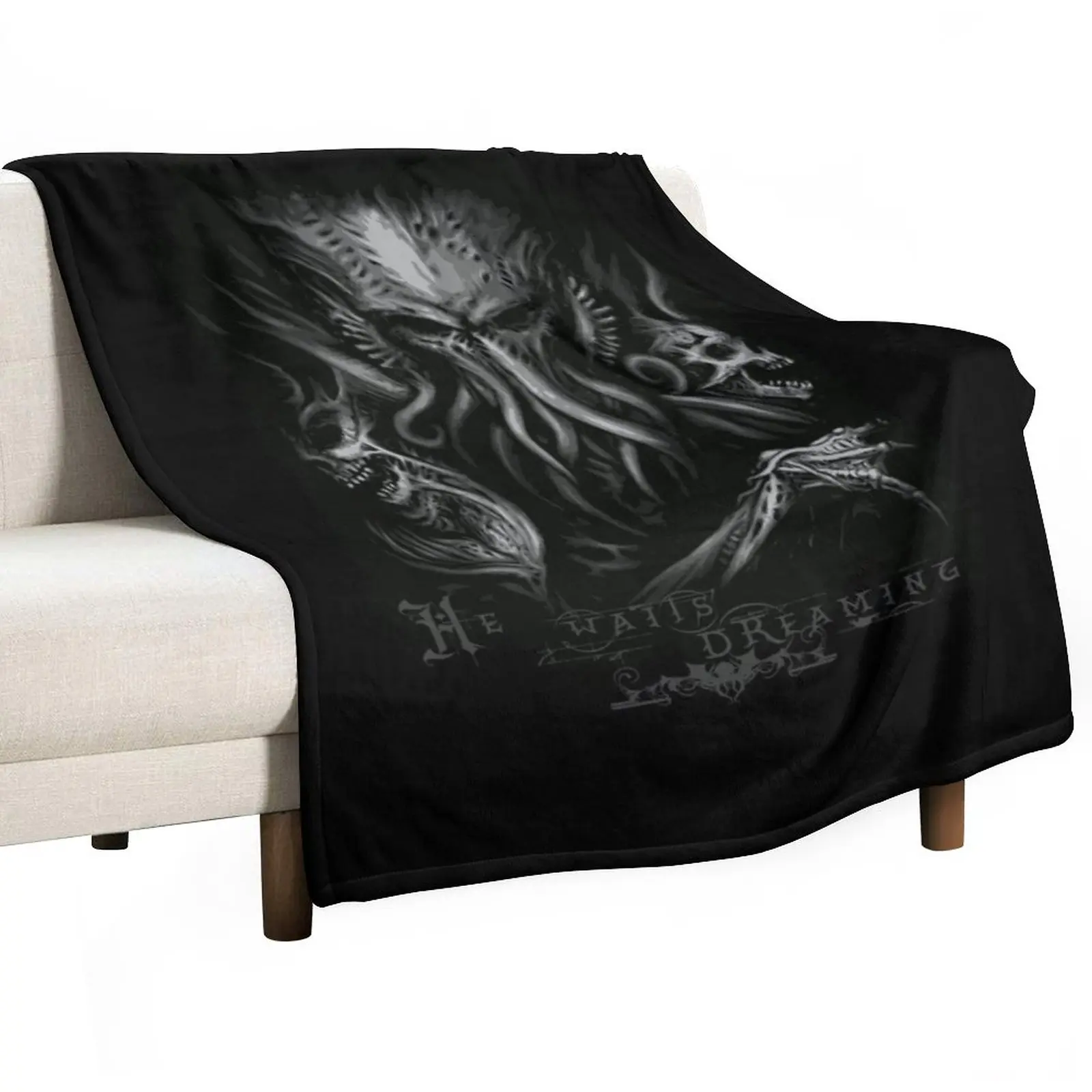 

Cthulhu 'He waits dreaming' (H.P. Lovecraft) Throw Blanket Softest Blanket Blankets Sofas Of Decoration Comforter Blanket