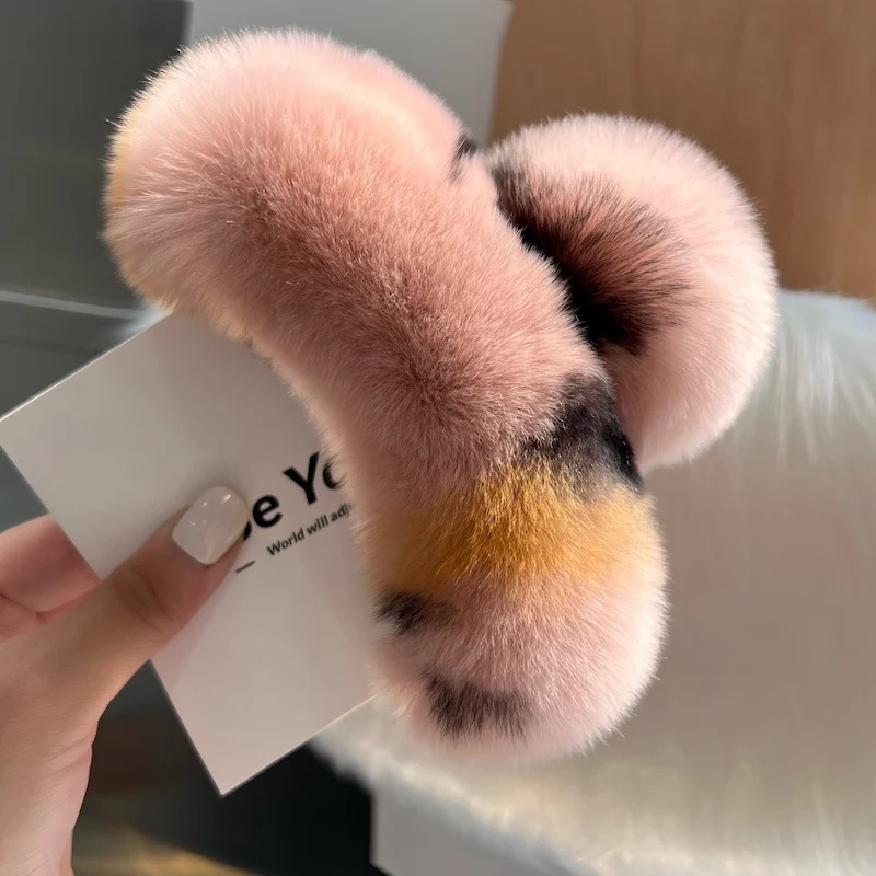 Natural Rex Rabbit Fur Big Crab Hair Clip for Girls Rabbit Hair Claw Clips Cute Ponytail Women's Barrettes Fluffy Hair Crab
