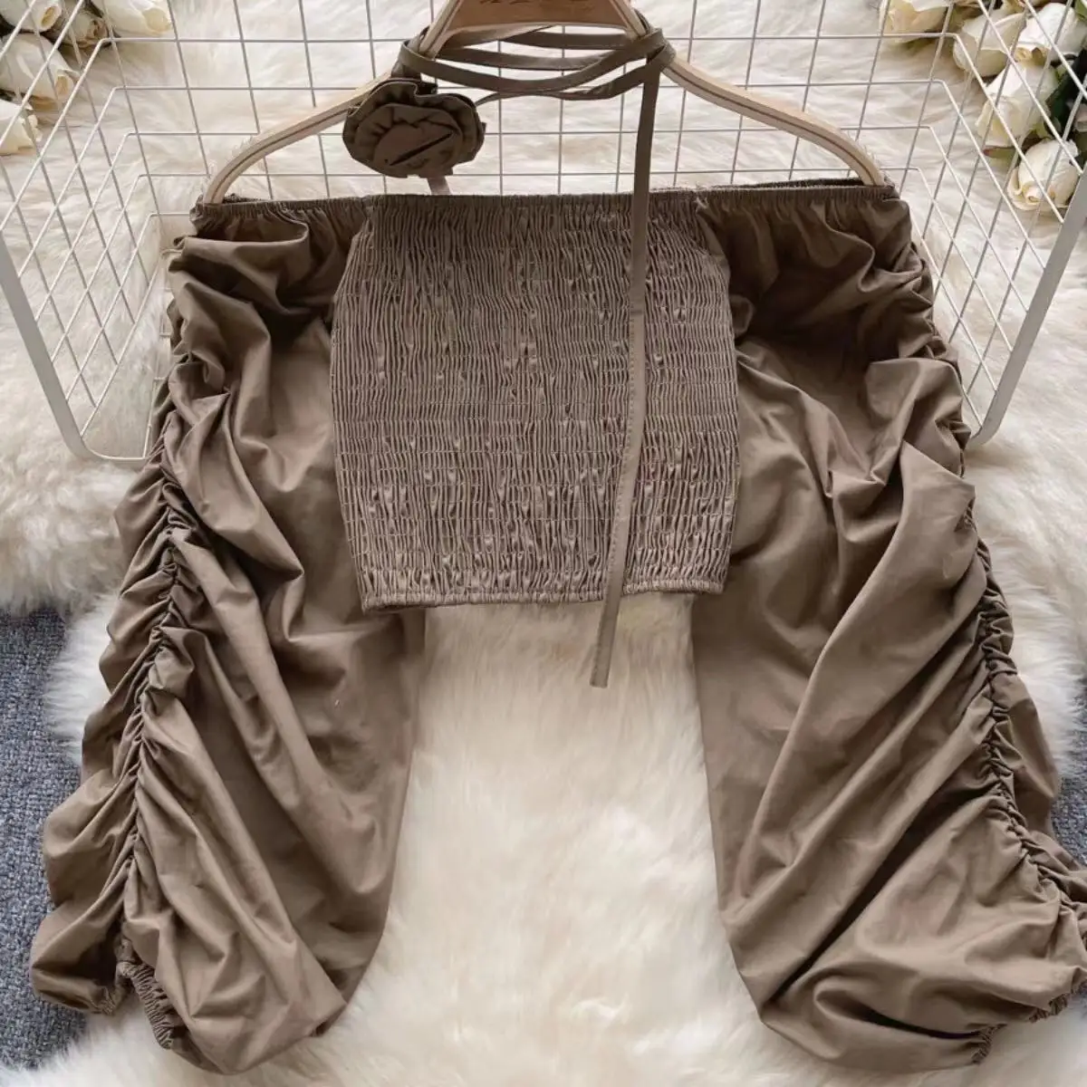 

Autumn 2023 New Design Pleated Long Sleeve Bubble Sleeve Short Blouse Shirt Sexy Off Shoulder Short Y2K Top