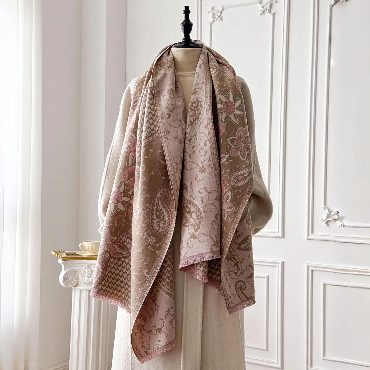 2025 Women's Luxury Brand Cashmere Winter Shawl - Vintage Allover Pattern Printed with Tassels, Pashmina Wrap & Bandana