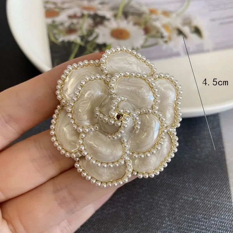 Luxury Design Camellia Pearl Brooch For Woman Wedding Collar