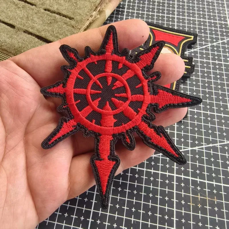 Pin's Warhammer 40,000 Inquisitor Martyr, Métal, Neuf, Collection Jeu De Figurines