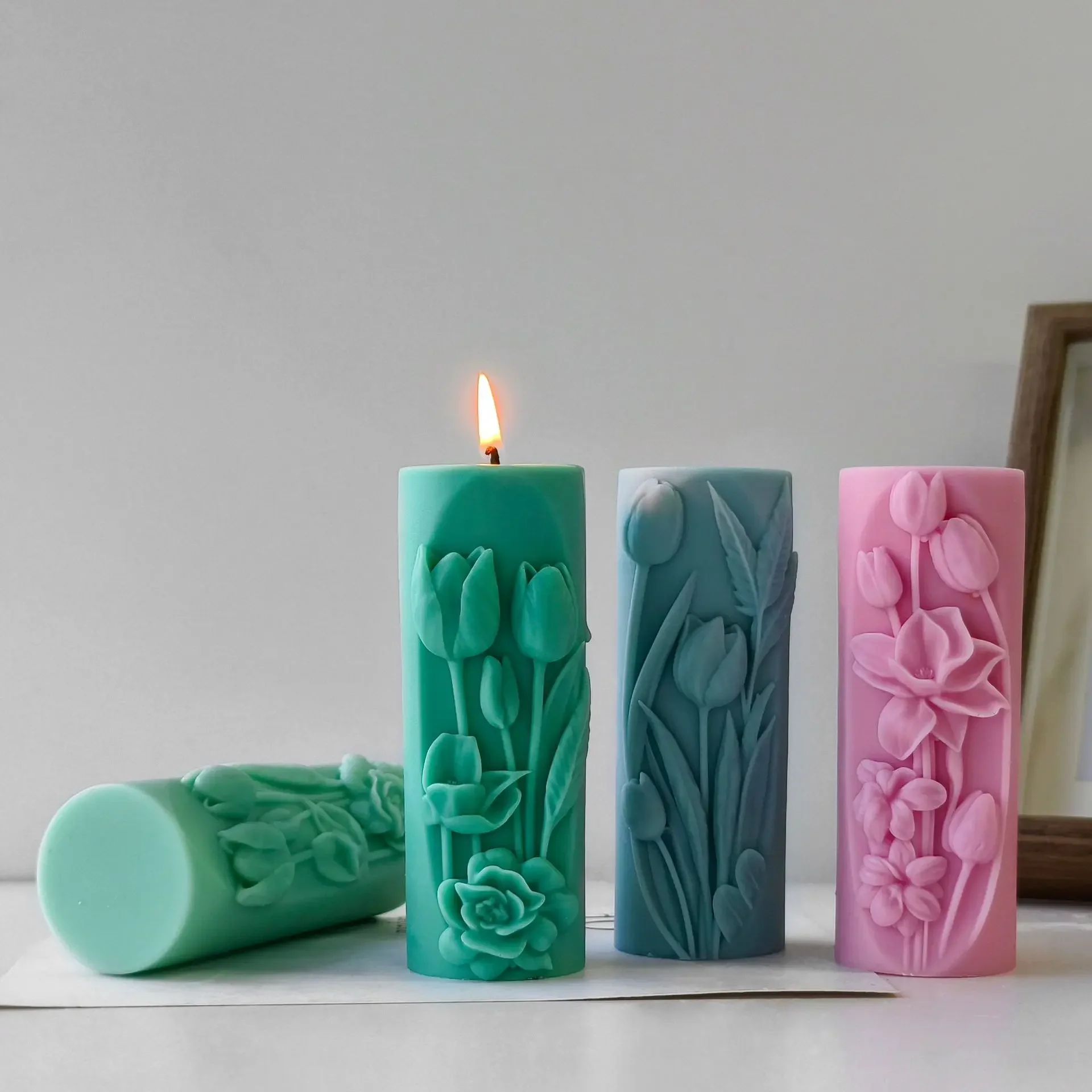 Tulip Flower Cylinder Candle Silicone Mold Valentine Decor DIY Handmade Candle Aromatherapy Plaster Ornament Mold