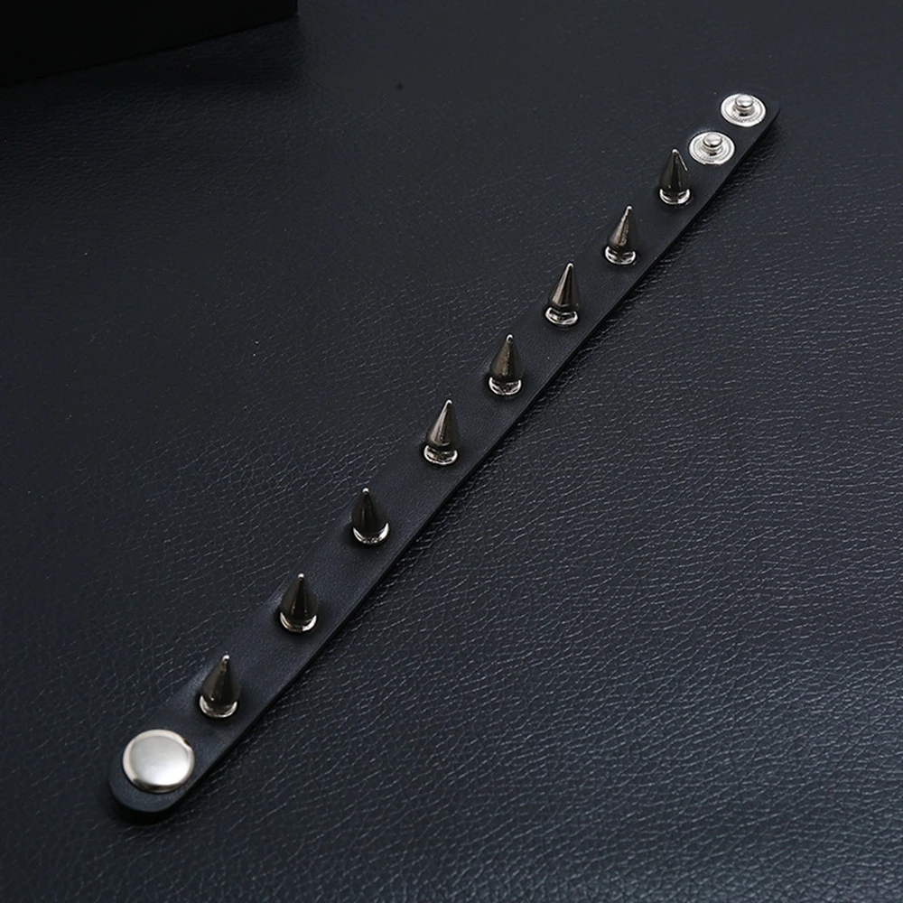 Unique Pointed Bracelet One-row Spike Rivet Punk Gothic Rock Unisex Bracelets Bangles Fashion Jewelry Cuff Wristband