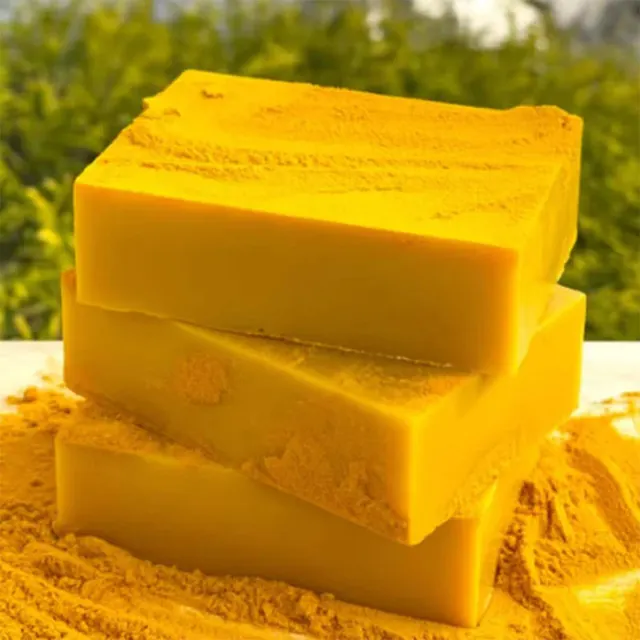 Sapone alla curcuma Sapone per la pulizia del corpo all'acido cogico al limone Sapone alla curcuma idratante e duraturo Prodotti per la cura del corpo 2