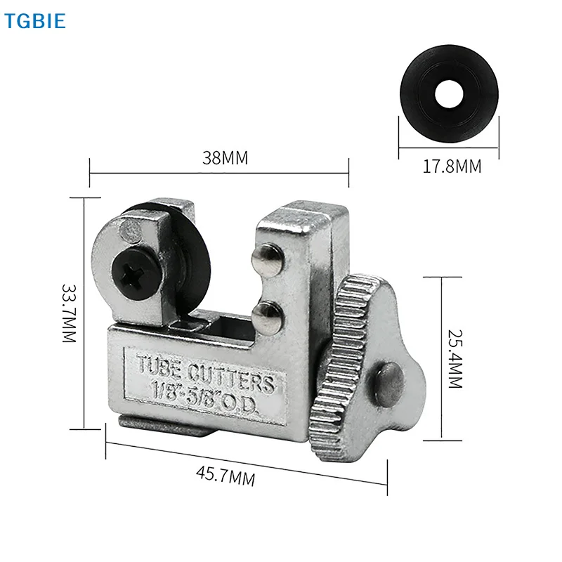 Compact Pipe Cutter for Versatile Metal Tubing