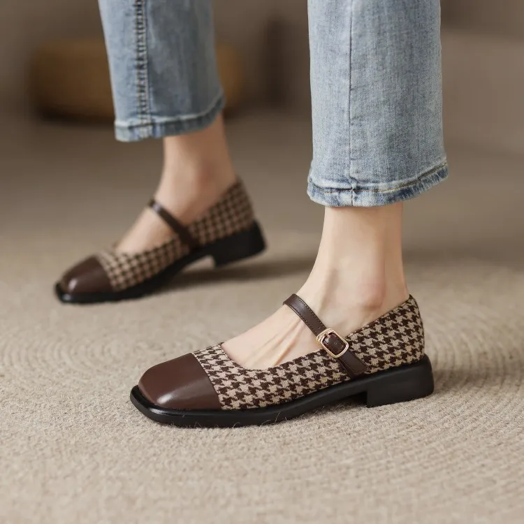 

2023New French Vintage Square Head Mary Jane Thick Heel Women's Single Shoes One word Strap Houndstooth Middle heel Single Shoes