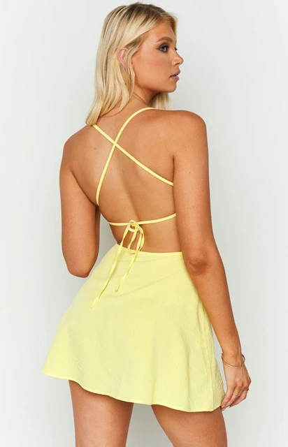 Feminino sexy verão curto estilingue vestido amarelo sem mangas