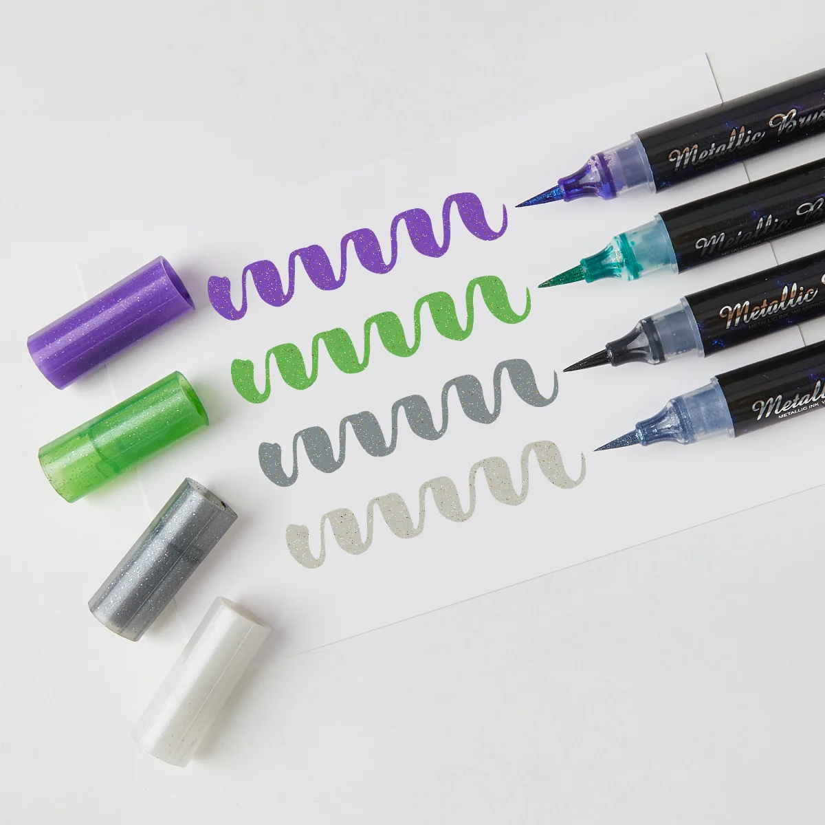 1pc/4pcs Metallic Glitter Marker Pens，Fine Point for DIY, Black Cards, Scrapbooking for Craft Lovers 5