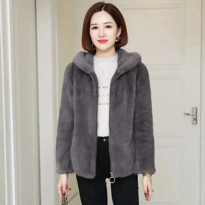 Women Casual Lamb Wool Winter Jacket 2023 Korean Fashion Hooded Fake Fur Cropped Coat Plus Size Loose Zipper Up Plush Overcoat