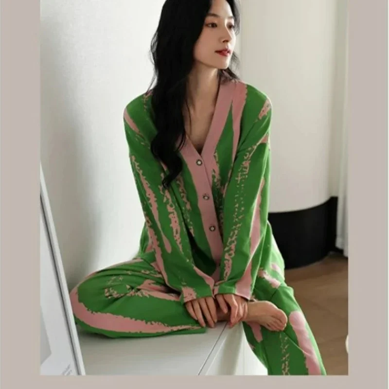 Pure Cotton Pajamas Women's Spring Autumn Long-sleeved Cute V-neck Korean Version Loose Suit Loungewear Can Be Worn Outside