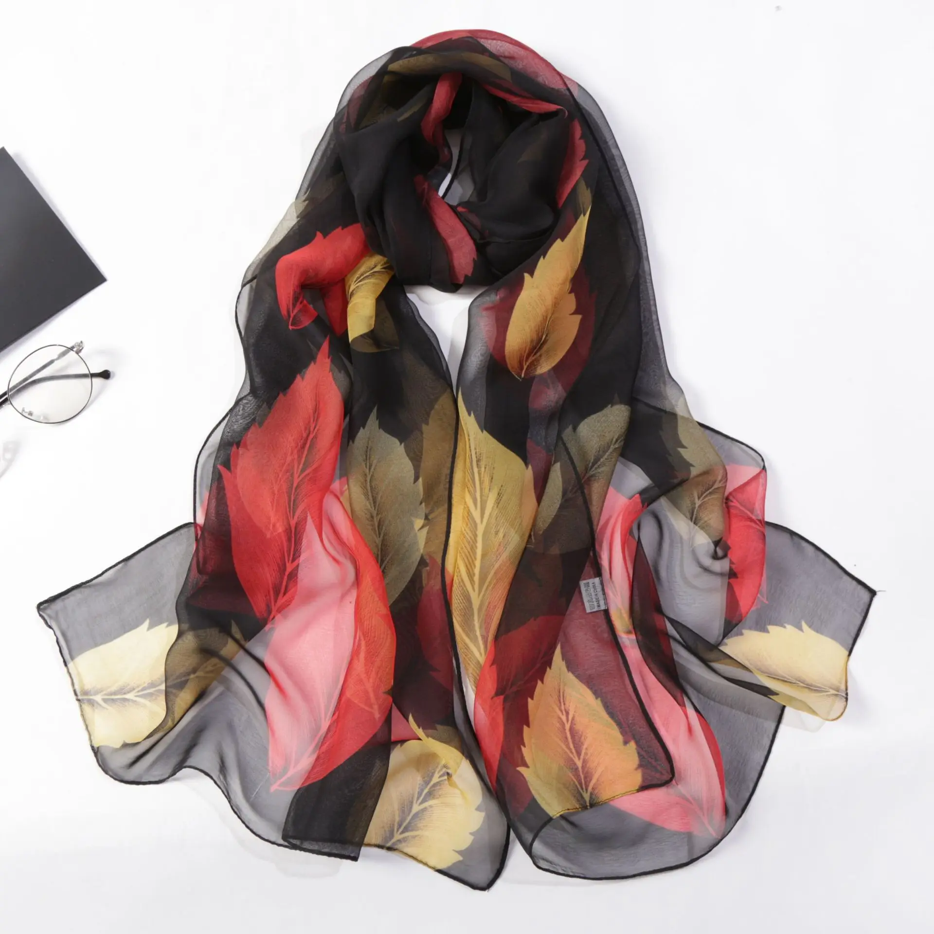 

New Fashion Leaves Chiffon Georgette Scarf Women Geometric Printing Long Soft Wrap Scarf Shawl Beach Kerchief Scarves Foulard