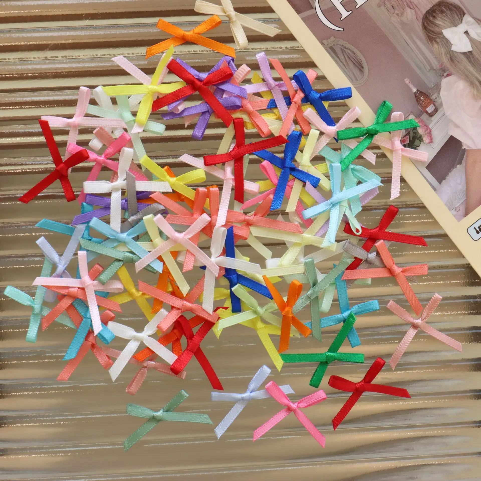 300pcs/lot Ribbons Mini Satin Ribbons 2.5x3cm Bows Ties Christmas Bowknot For DIY Craft Scrapbooking Embellishment Accessories