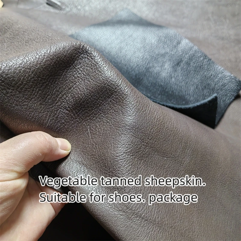 1.1mm 갈색 야채 무두질 양가죽. 첫 번째 레이어 가죽. 진짜 가죽 원단. 신발을 위한 수제 DIY. 가방. 전체 양가죽