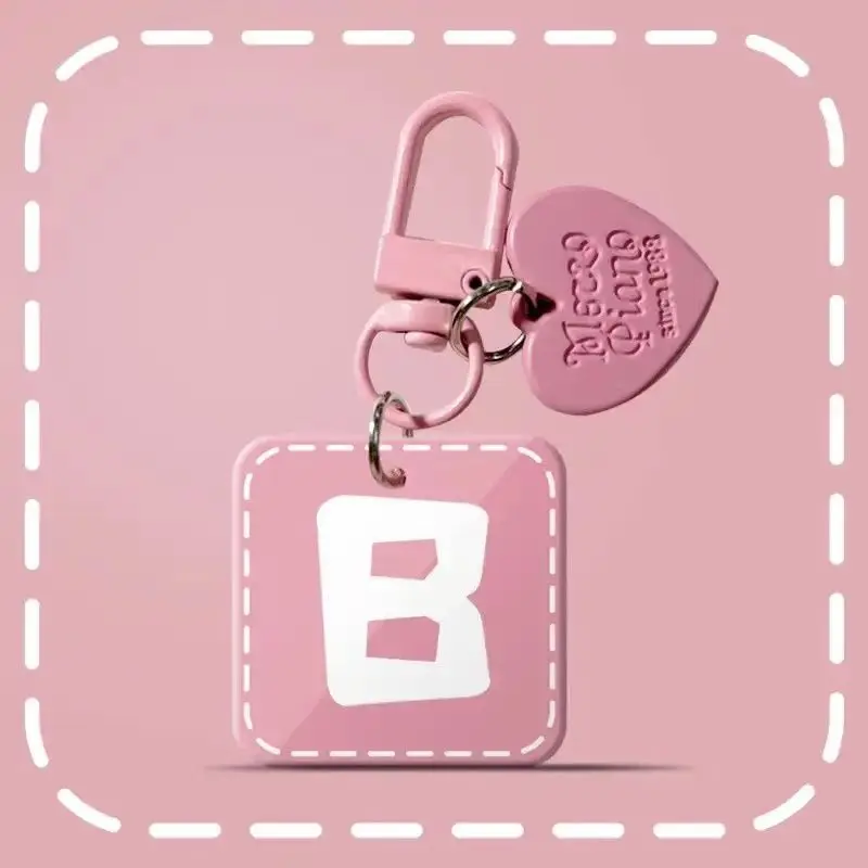 Pink Heart-Shaped Creative Pendant Keychain – Girly Handbag Accessory & Top Birthday Gift