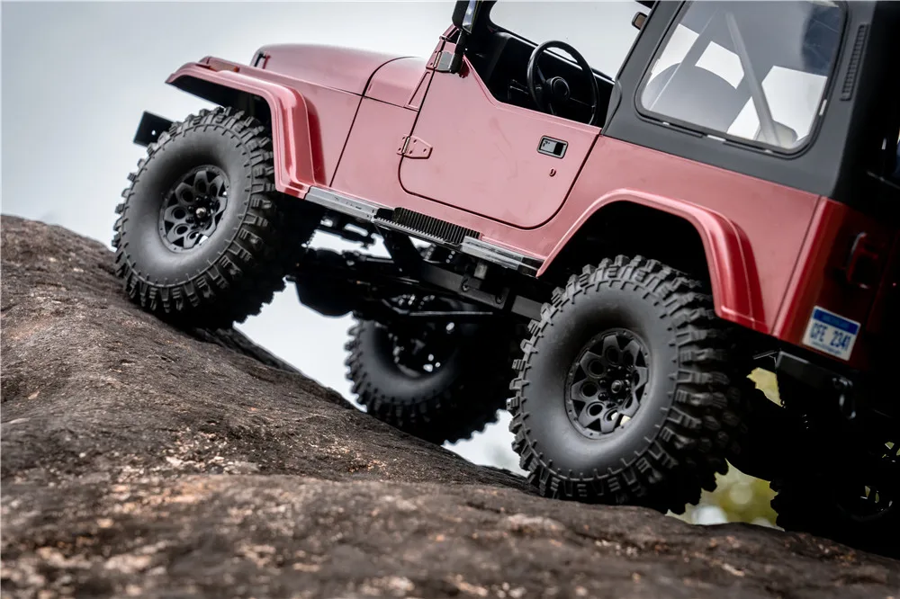 Fms1:10 Rc Artr 11033 Remote Control Explorer Car Mashigan Rc Rock Crawler Rs Red 4wd Rtr 4wd Off-Road Climber Boys Toys Gift 4