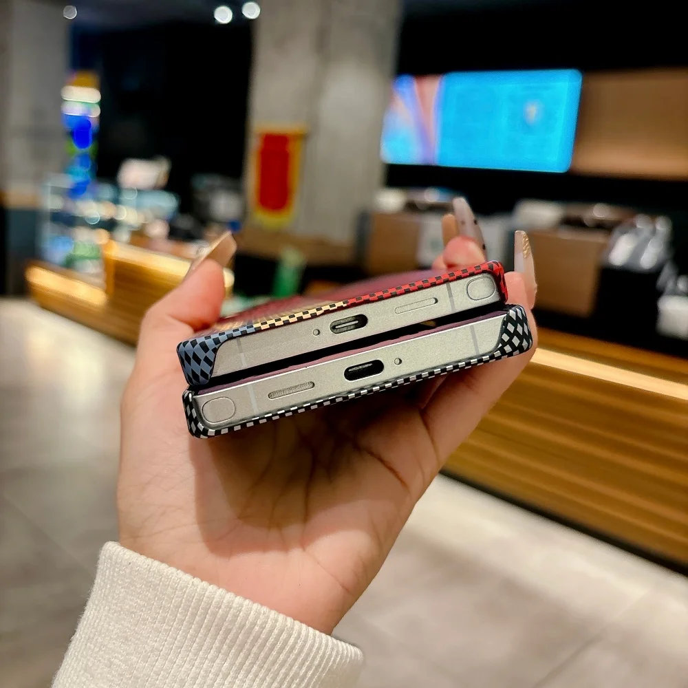 Luxury Frameless Carbon Fiber Texture Phone Case with MagSafe Compatibility