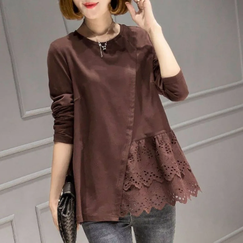 Fashion O-Neck Spliced Hollow Out Lace Blouse Female Clothing 2023 Autumn Winter New Oversized Casual Pullovers Asymmetric Shirt