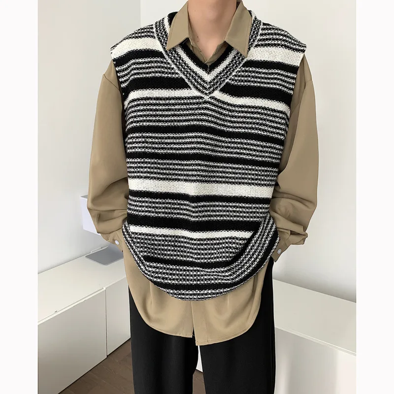 Striped Sweater Vest Men Warm Fashion Casual Knitted Pullover Men Oversized  Korean Loose Sleeveless Sweater Mens Jumper Clothes - AliExpress