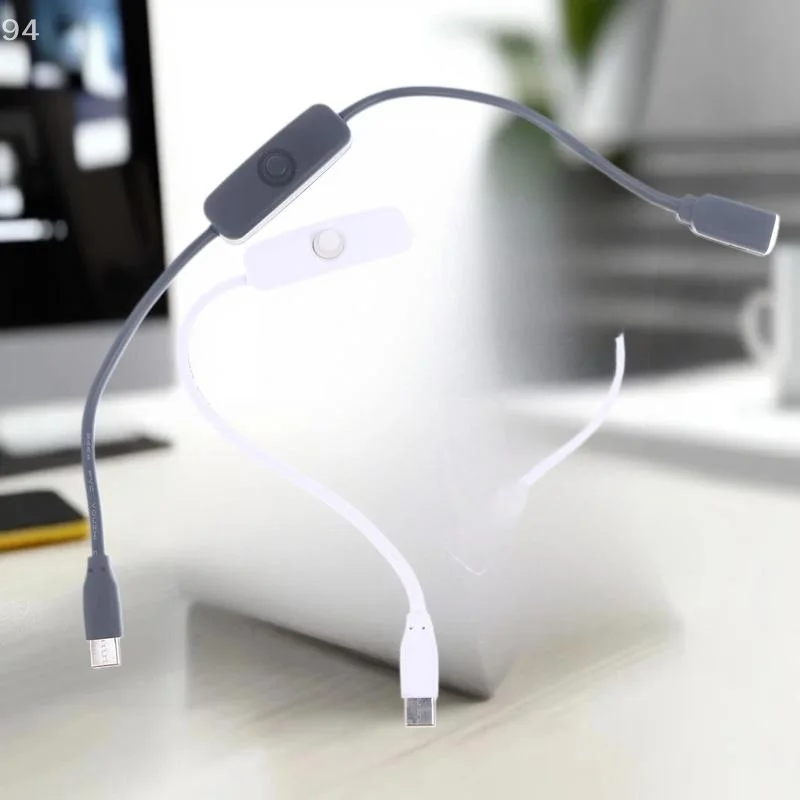 스위치가 있는 범용 4A 고전류 USB-C 남성-여성 전원 연장 케이블 1개.
