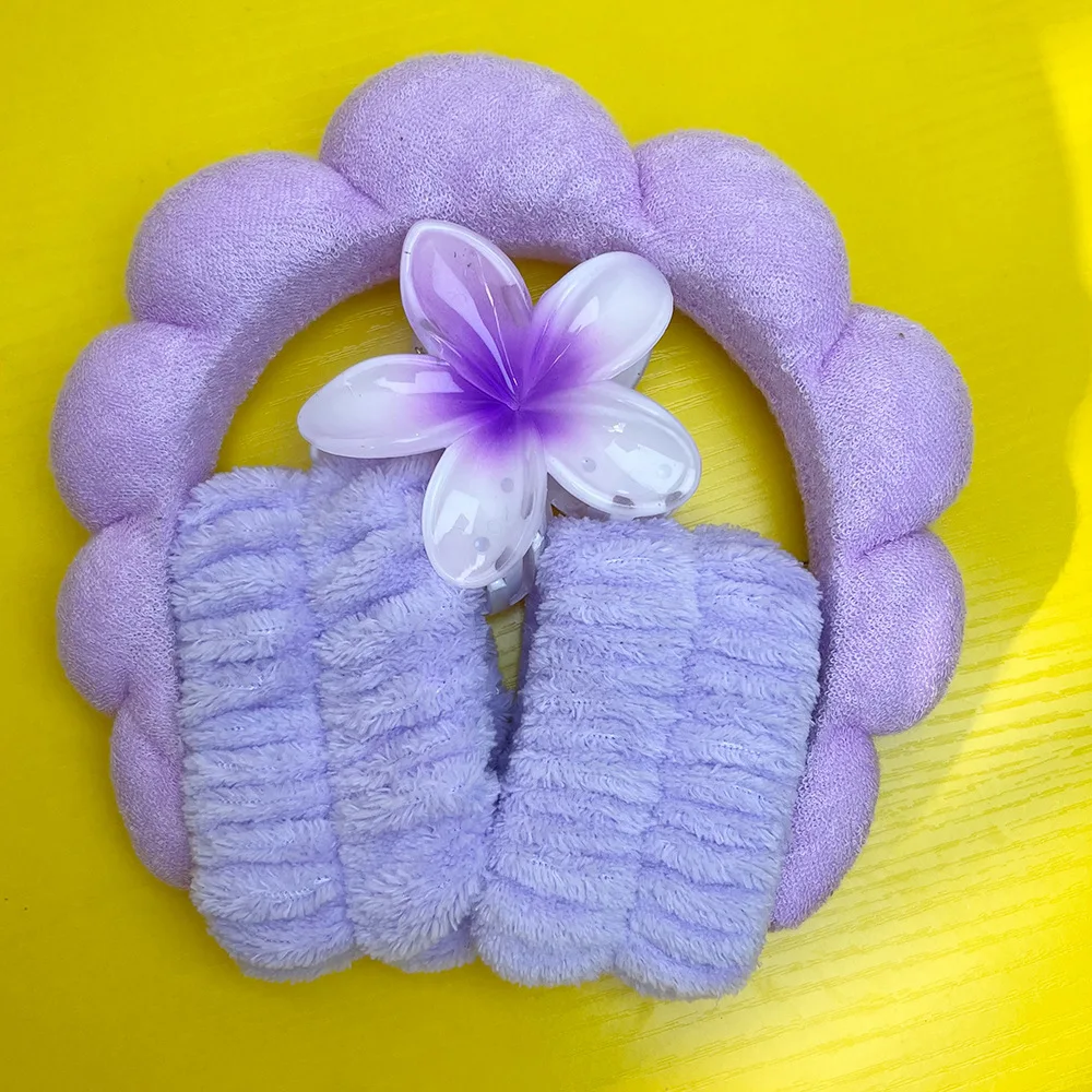 Cloud Fluffy High Crown Gesichtswasch-Stirnband mit rutschfester Haarspange, Armband-Set, Make-up-Geschenk für Frauen, Pflegezubehör – Detail 9