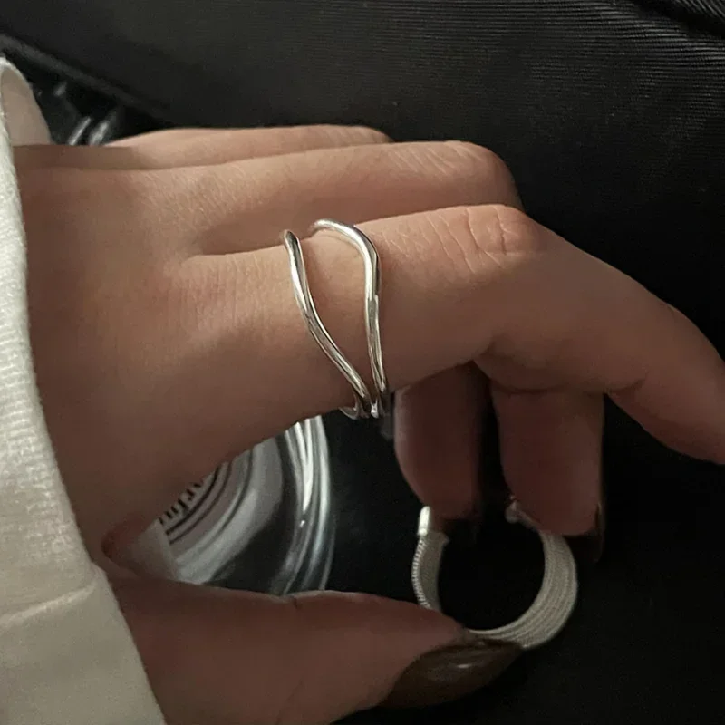 2025 Moda Stile Creativo Argento Unico Artificiale Gioielli da Donna, Anello Regolabile per Telefono Retro, Regalo di Compleanno, Gioielli di Moda_voghion.com