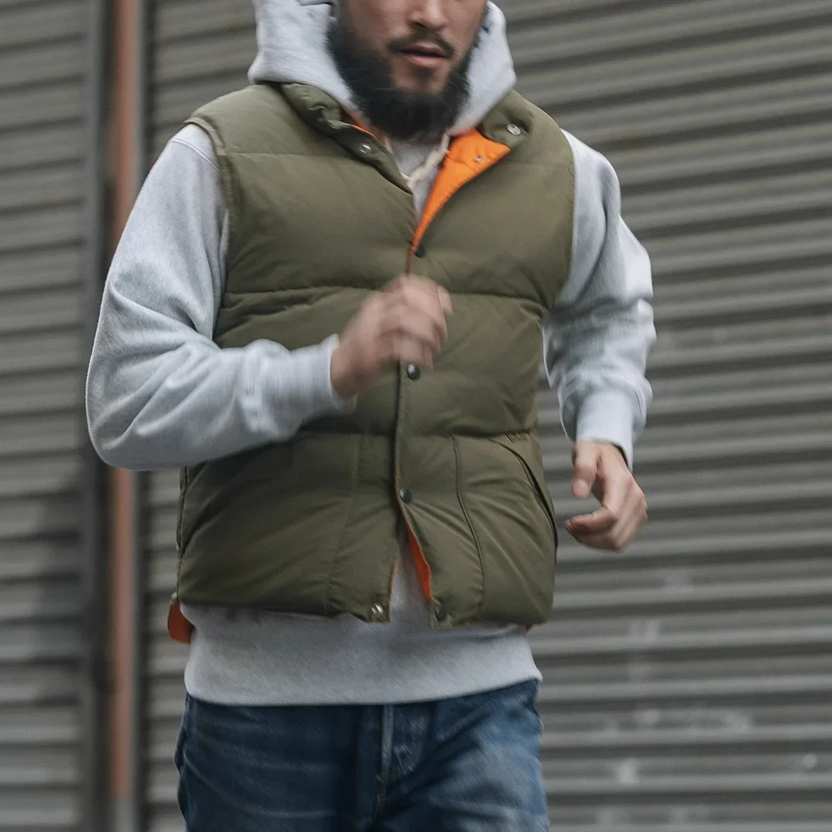 Rugged Bronson Trail Down Vest Retro-Inspired Men's Water-Resistant Puffer Waistcoat 3