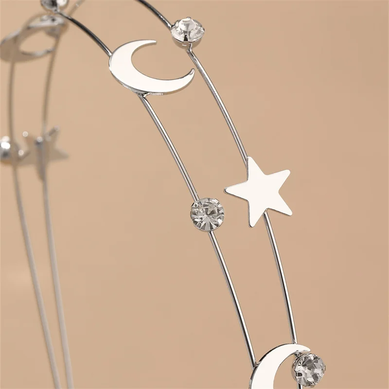 1 Stück minimalistisches Stern- und Mond-Stirnband aus Metall – zierlicher himmlischer Haarreif, elegantes Accessoire. – Detail 1