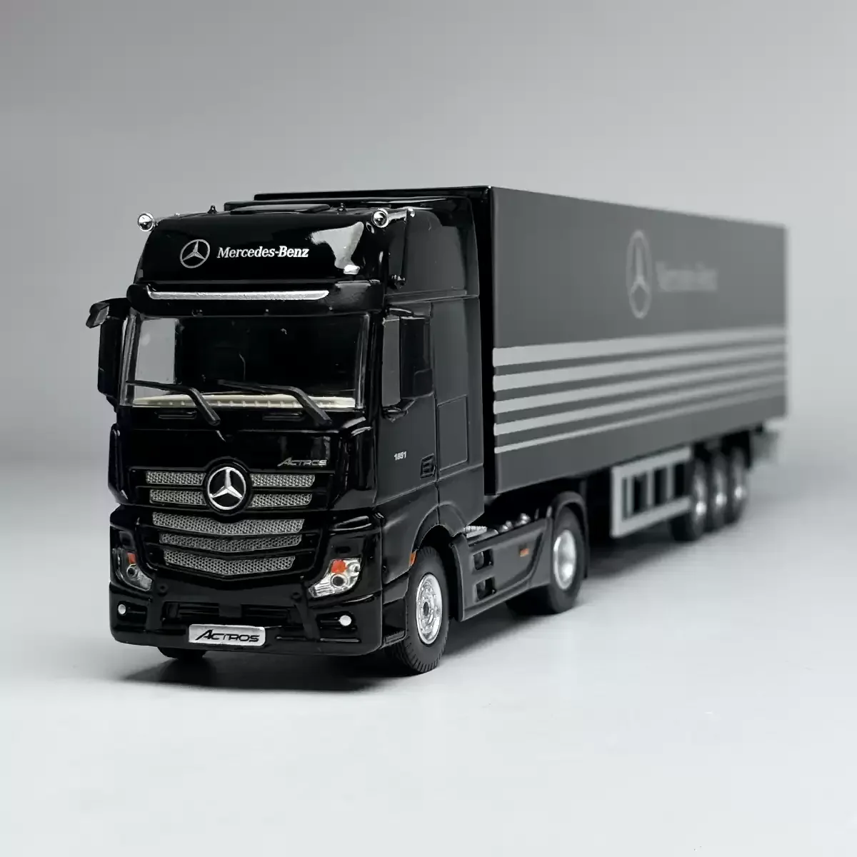 Diecast TimeMicro Perka TM 1:64 Scale Mercedes-Benz Actros Trailer