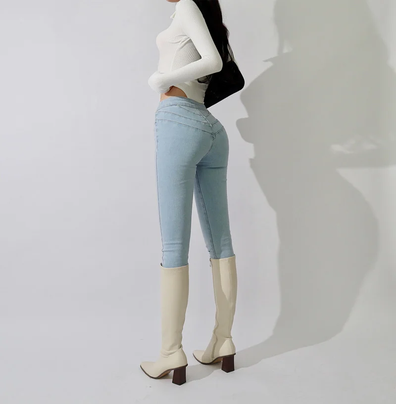 Women Seamed Back High Waist Skinny Jeans With Raw-cut Hem