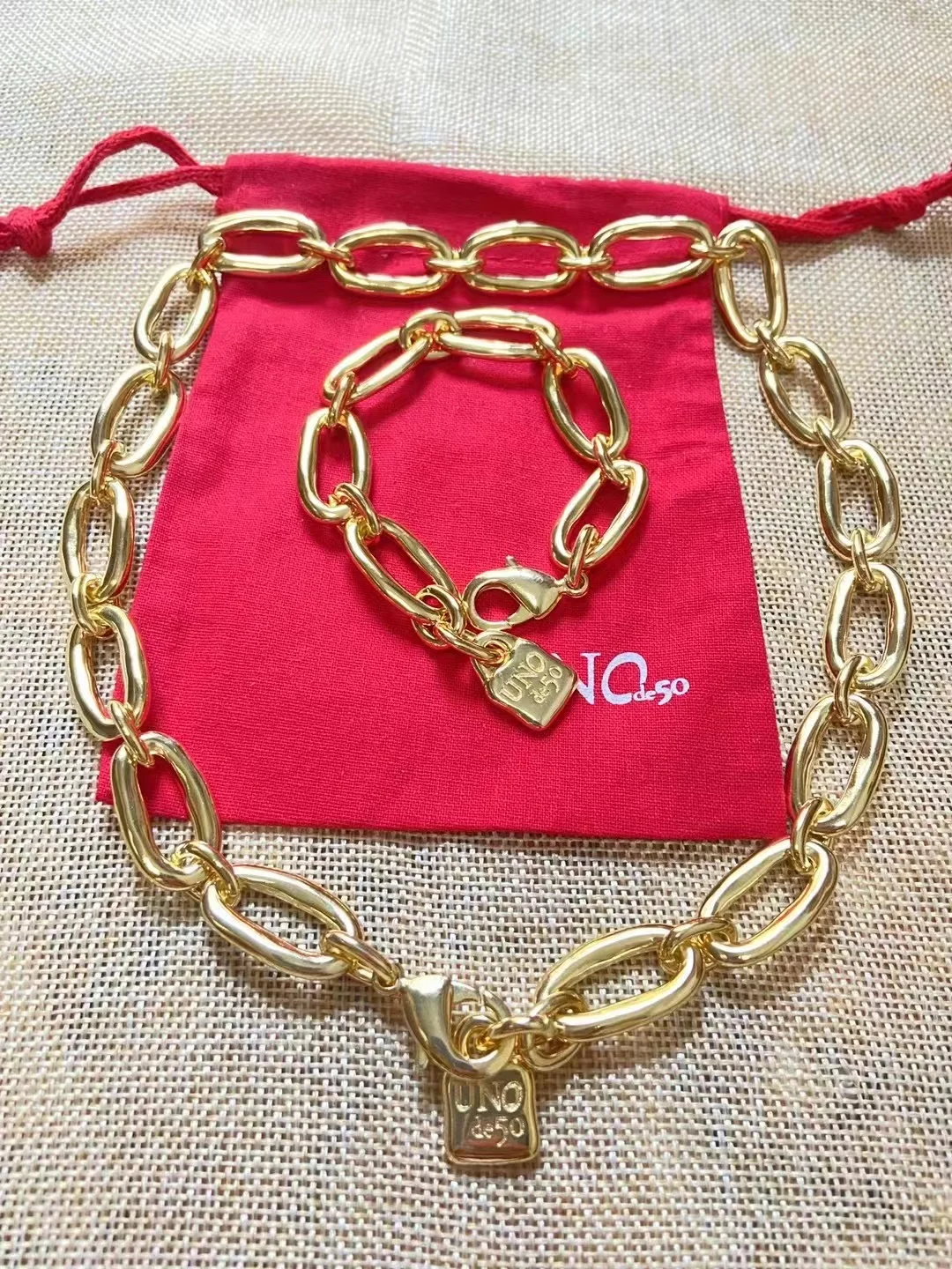 2022 New silver plated alloy Silver Color Fashion Charm UNODE Bead Necklace Gifts for Women with Free Wholesale Shipping