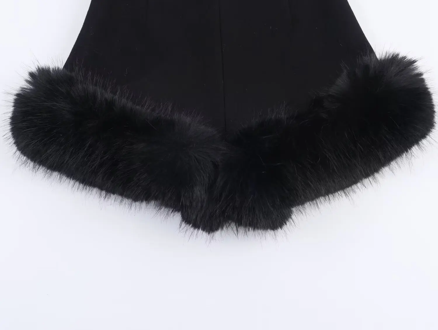 KONDALA Sexy Chic Schwarz Pelz Patchwork Shorts Frauen Mode 2026 Party Abend Club Breite Bein Shorts Elegante Y2K Mädchen neue Jahr – Detail 7