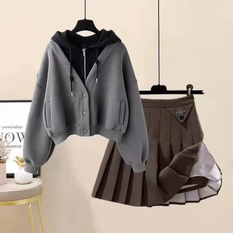 Plush Thickened Casual Long Sleeved Hooded Mini Pleated Skirt Two-piece Set Fashionable Women's Skirt Set 4