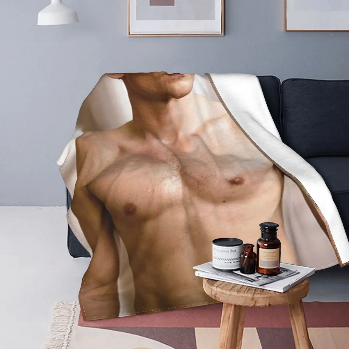 Tom Hiddleston Shirtless ��� ��ȣ ���� �÷��� �� ���� ��⼺ �淮 ���� ������ ��� ħ�� �� ħ�뺸