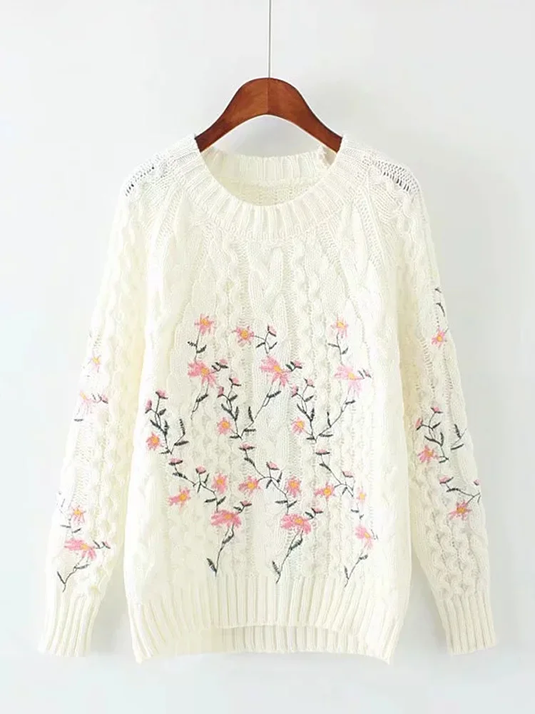 

2023 Autumn New Japanese Style Sweet Flower Embroidery Pullovers and Sweaters Warm Knitwear Student Long Sleeve Pullover Sweater