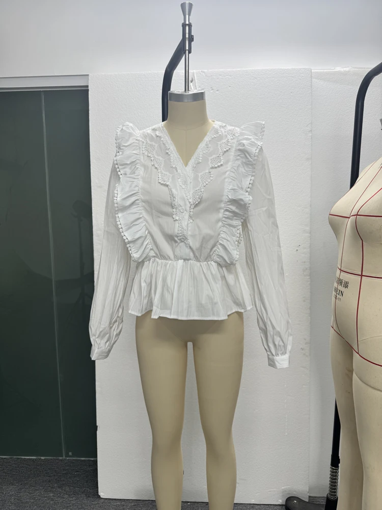 Übergröße 2026 Herbst Neuheiten Damen Casual Einfarbiges Spitzenbesetztes Rüschen-Langarm-Oberteil Modisch und Elegant – Detail 24
