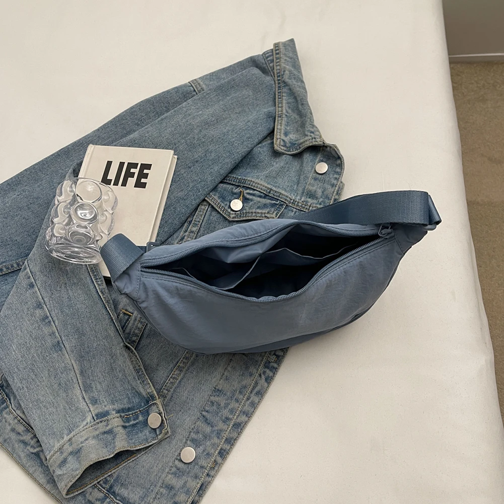 Women Fashion Cloud Shoulder Bag Solid Color Crossbody Crescent Bag Soft Hobo Bag Adjustable Strap for Outdoor Travel