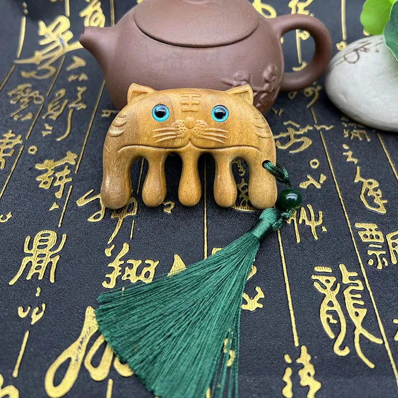 

Healthy Massage Hair Combs with Tassels Natural Sandalwood Comb Handmade Decorative Carved Cute Tiger Wooden Portable Kids Gift