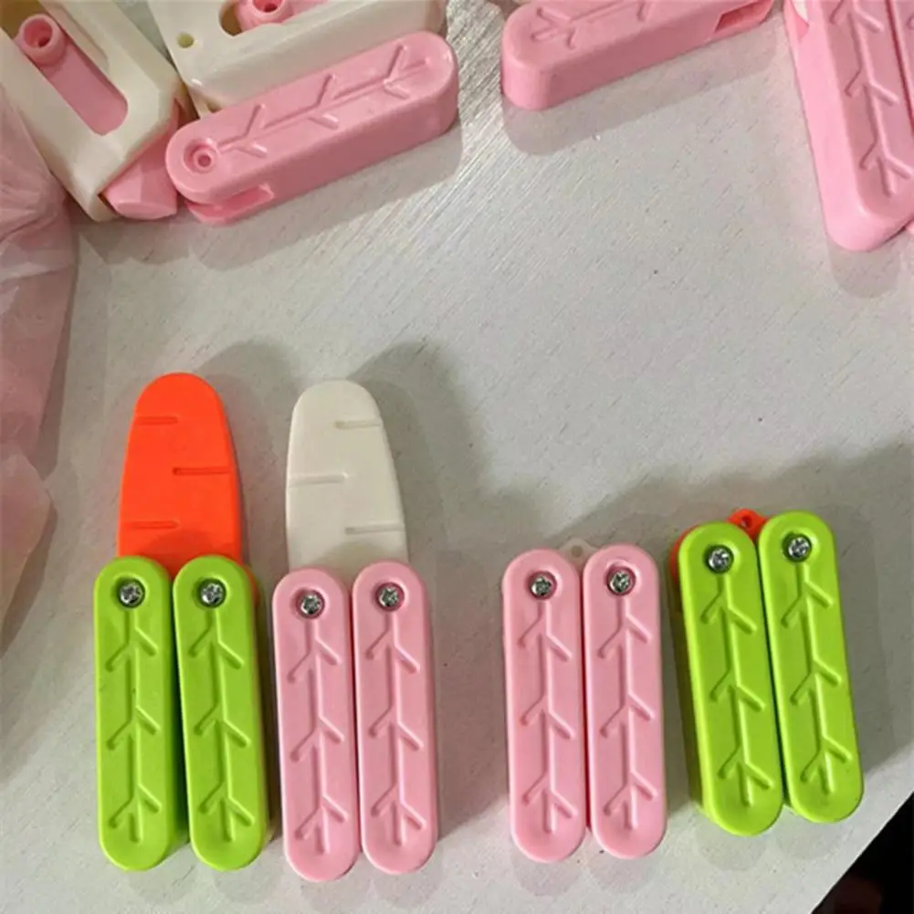 

Fidget Cutter Toy Adults Cutter Spinning Toy Portable 3d Printed Carrot Fidget Toys for Kids Adults Fun Stress Relief Finger