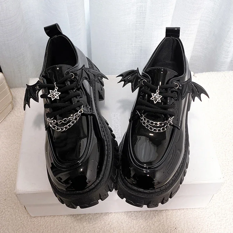 

Metal Chain Platform Lolita Gothic Shoes Woman 2023 Spring College Style Patent Leather Pumps Women Japan School Uniform Shoes